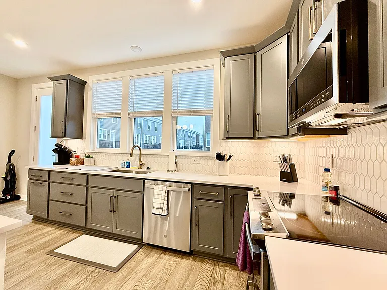 7416 Durham Pl — Photo 11