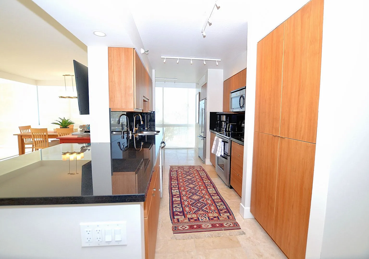 2BD/2BA Coronado Shores, Ocean views Starting Sept 2025 — Photo 4