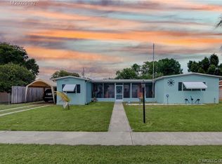 135 SE Serenata Ct, Port Saint Lucie, FL 34983