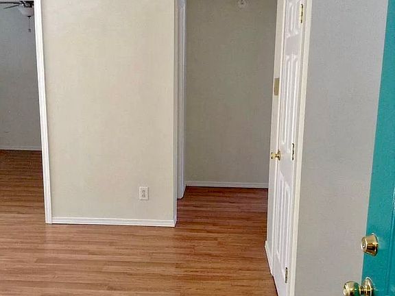 2nd image of 3215 SE Alder Ct APT 6