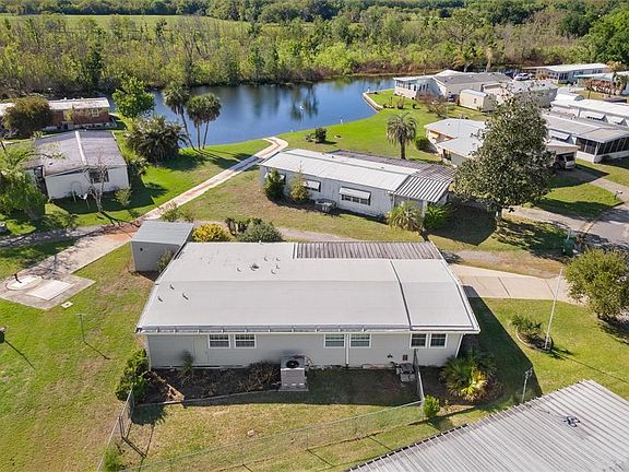 3rd image of 2621 Carpenter Pl