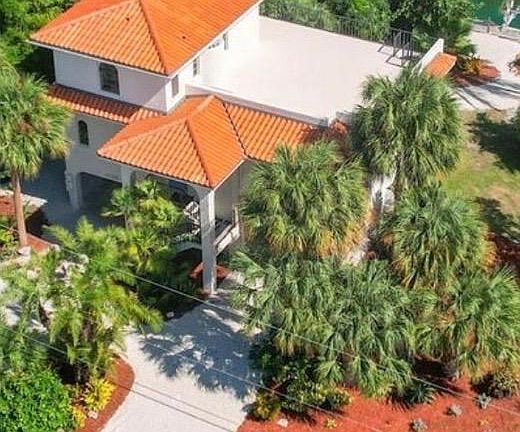 3rd image of 17184 Coral Dr