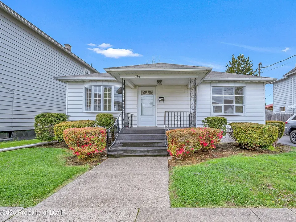 316 Richard St