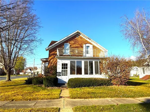 303 Spring Street, Arcadia, WI 54612