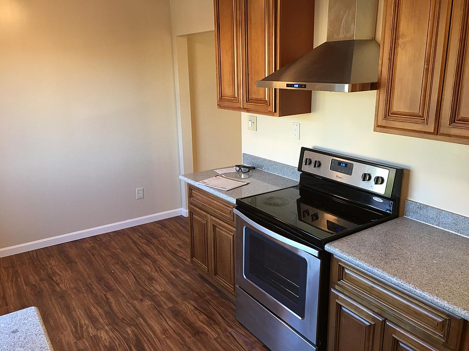 1st image of 21803 Thelma St APT 5
