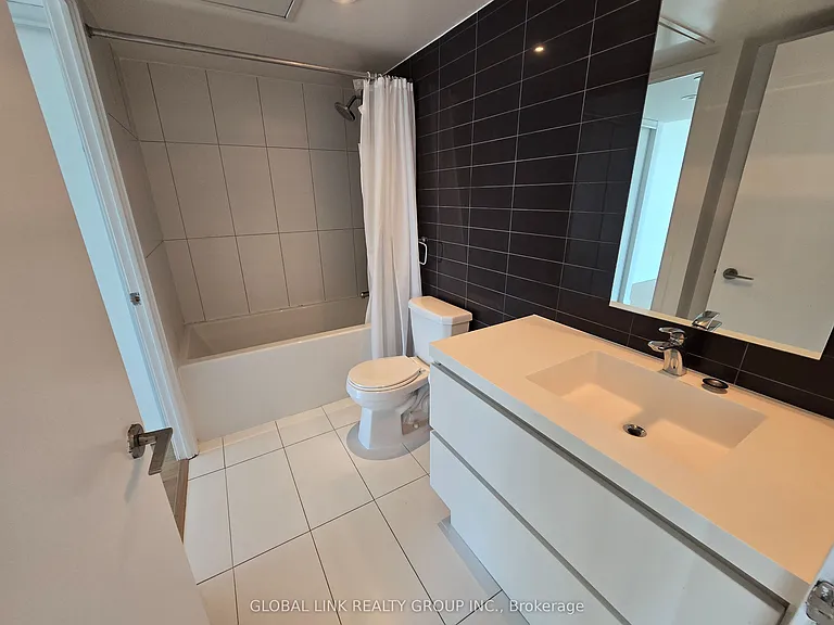 75 Queens Wharf Rd #808 — Photo 12