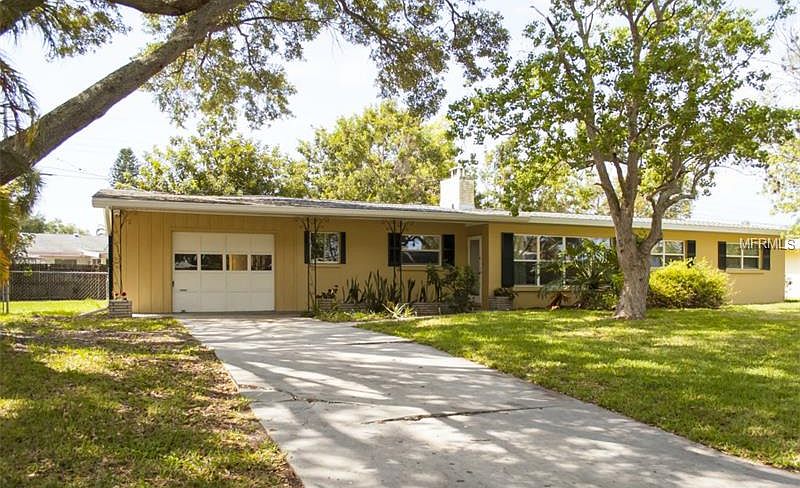 1st image of 2628 Bougainvillea St