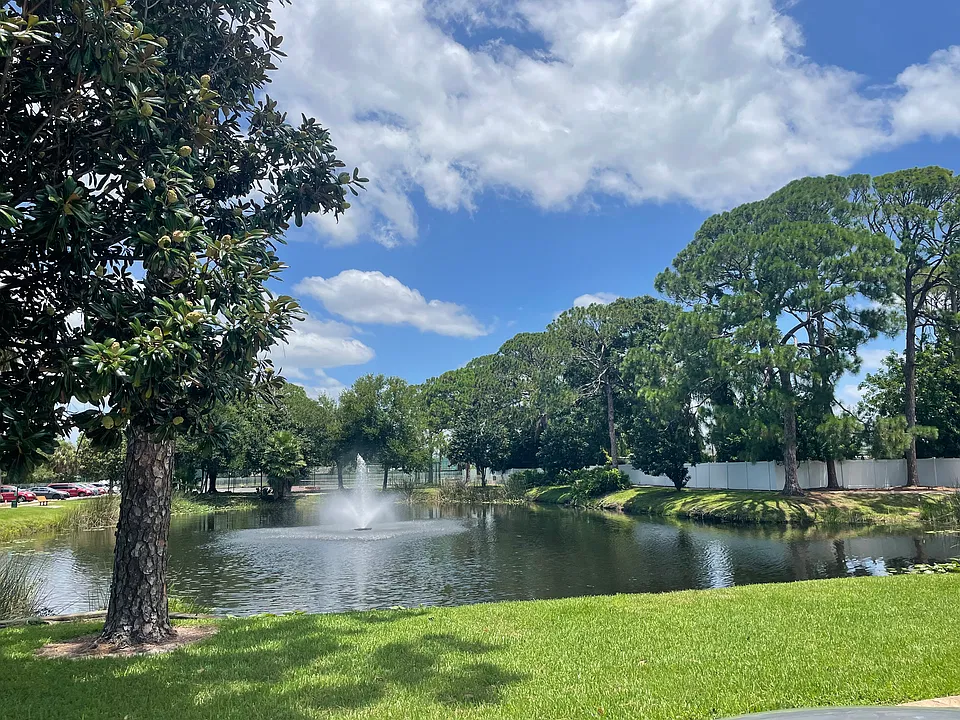 2630 Coconut Bay Ln #2G