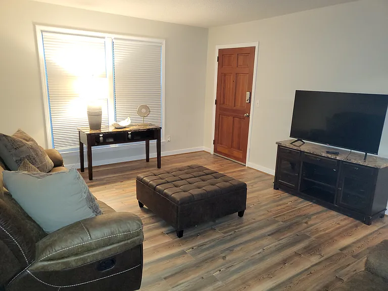 1604 Dalloz Rd #B — Photo 3