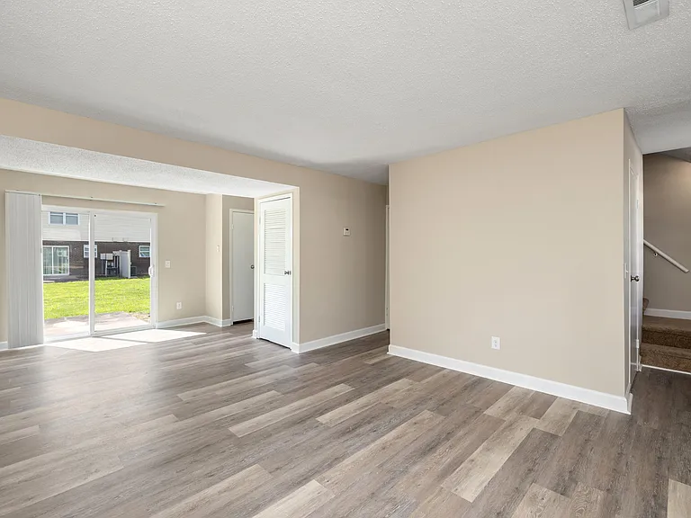 1121 Alice Dr #8 — Photo 13