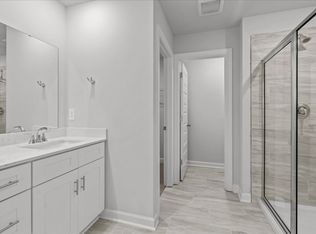 668 Cozy Bluff Rd, Spartanburg, SC 29301