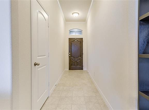 4th image of 345 Prince John Dr