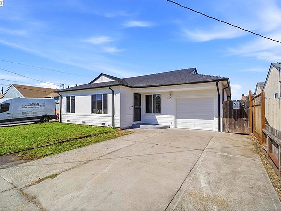 2nd image of 937 Neil Way