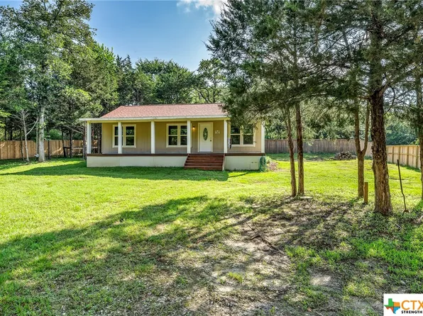 309 Elm Dr, Caldwell, TX 77836