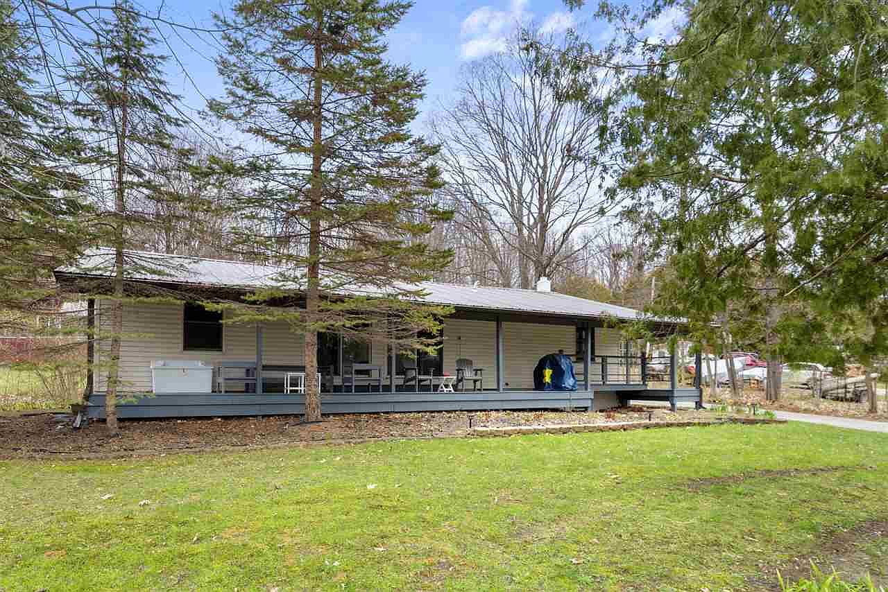 2145 Walloon St, Walloon Lake, MI 49796 Zillow