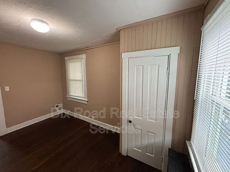 1581 Madison Ave — Photo 26