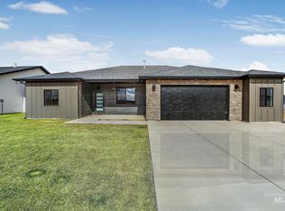 1122 Frank Henry Rd, Twin Falls, ID 83301