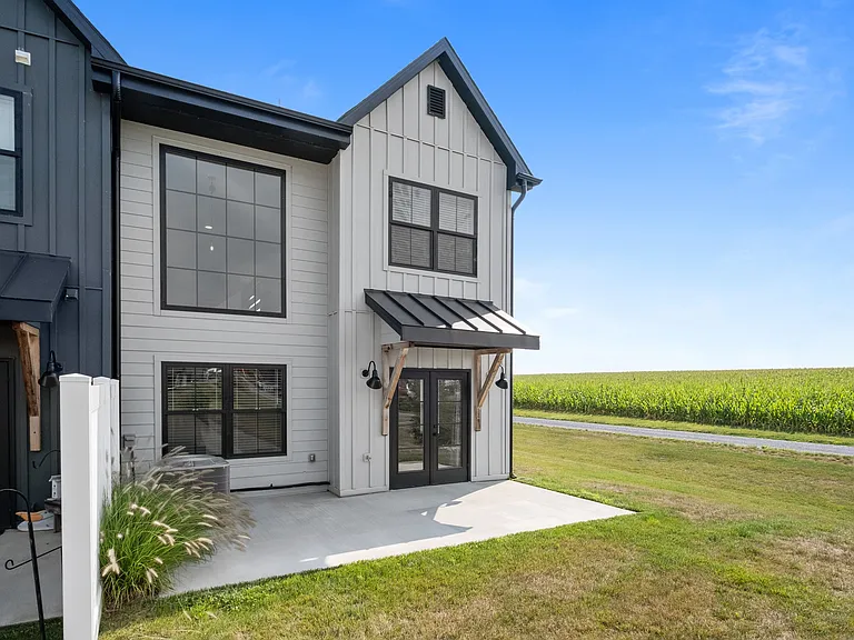 1 Field Ct — Photo 36