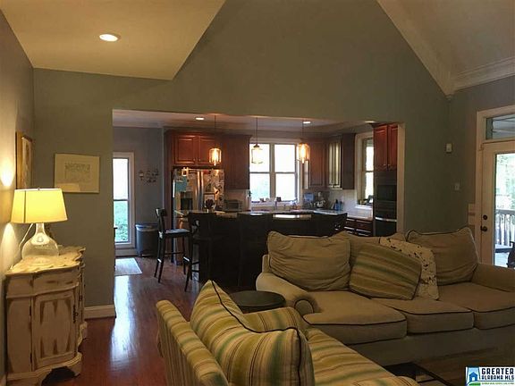 3rd image of 401 Park Lake Ter