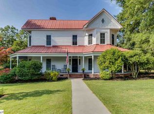 411 N Main St, Campobello, SC 29322