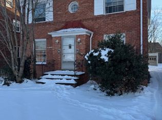 13518 Cedar Rd #2, Cleveland, OH 44118