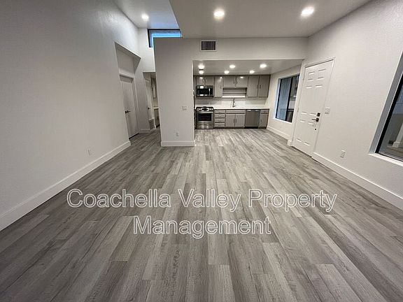 3rd image of 41682 Aventine Ct