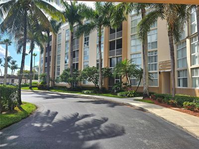 9755 NW 52nd St APT 306, Doral, FL, 33178