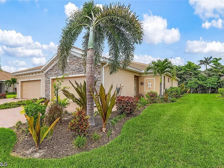 15120 Cortona Way — Photo 2
