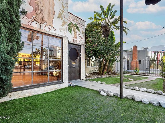 3rd image of 11170 Burbank Blvd