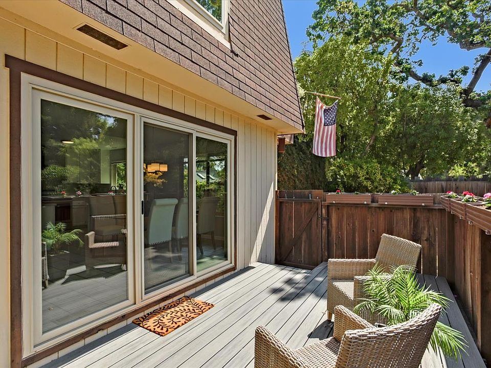 1st image of 78 Loyola Ave #102
