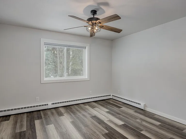 1157 Acorn Cir — Photo 22