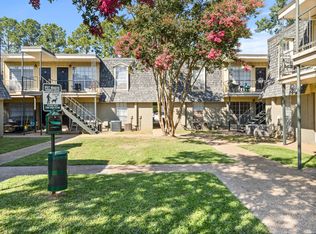 Holly Place, Lafayette, LA 70503