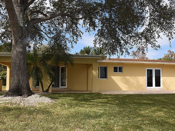 5th image of 6900 Carissa Cir