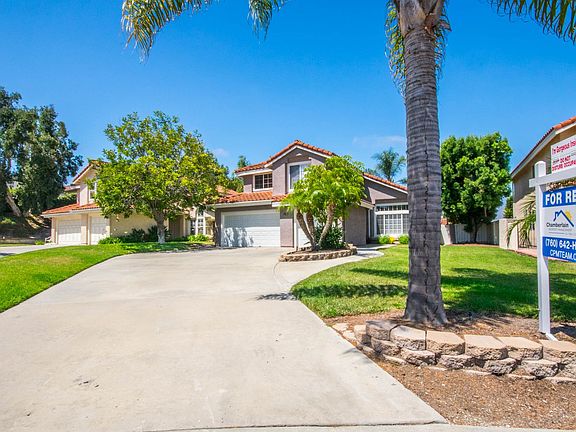 2nd image of 1837 Paseo Del Lago Dr