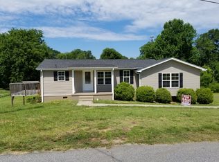 107 Mills Ave, Greer, SC 29651