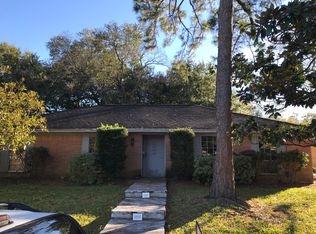 1622 Neptune Ln, Houston, TX 77062