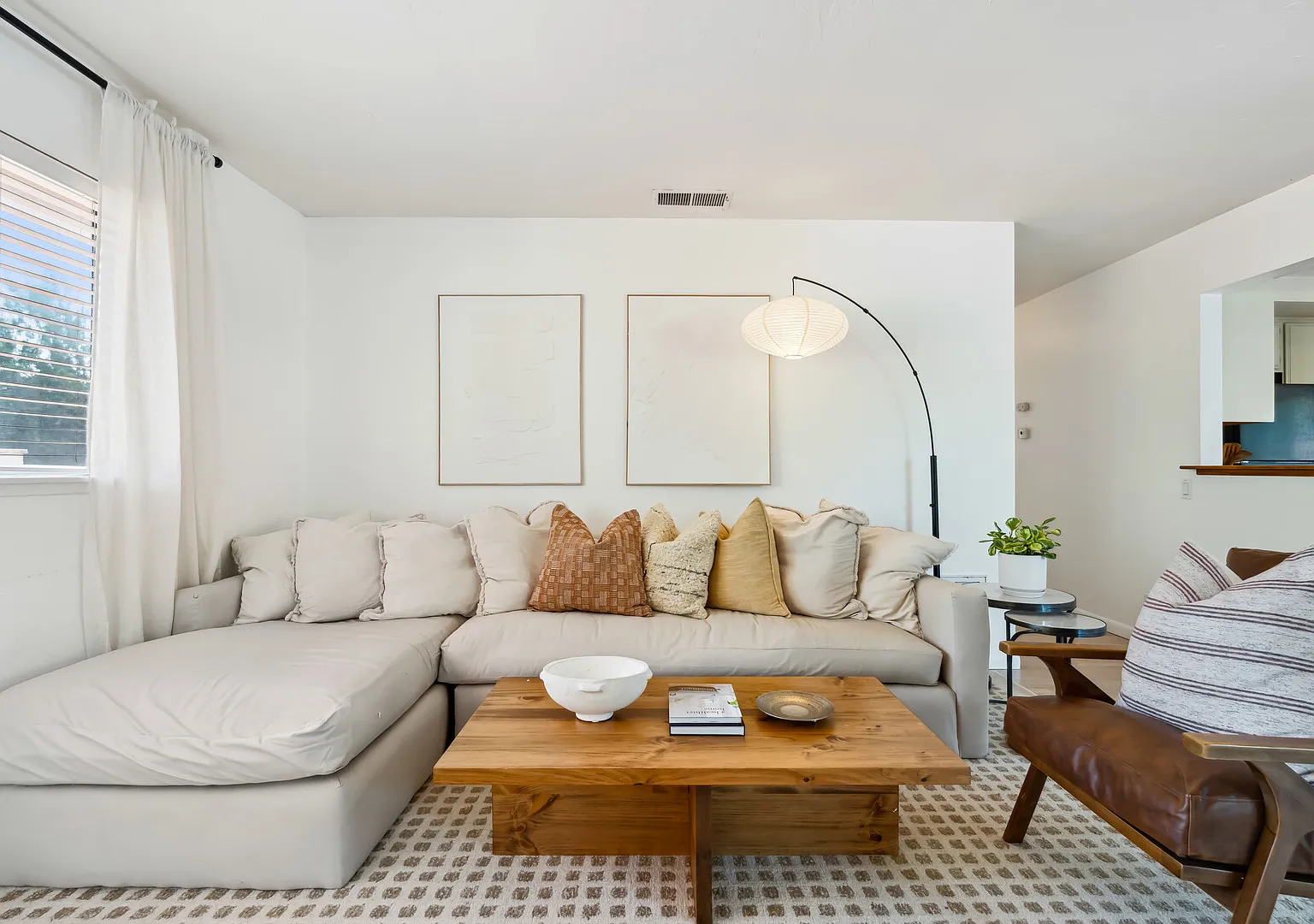 Fully Furnished 2BR Condo - Quiet, Private, & Near It All - Carlsbad, — Photo 3