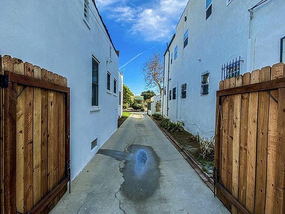 4th image of 1247 S Tremaine Ave
