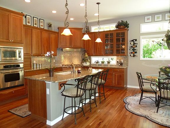 5th image of 23020 NE 139th Ct