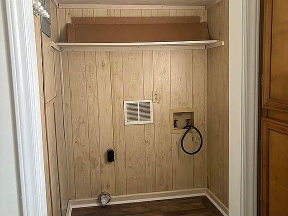 5th image of 112 Julia Ave