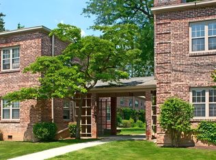 Stonehenge, Albany, NY 12203