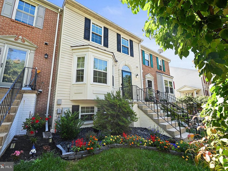 1st image of 1306 Walkabout Ct #67