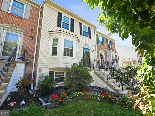 1306 Walkabout Ct #67, Eldersburg, MD 21784