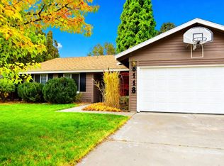 8118 W Falls Pl, Kennewick, WA 99336