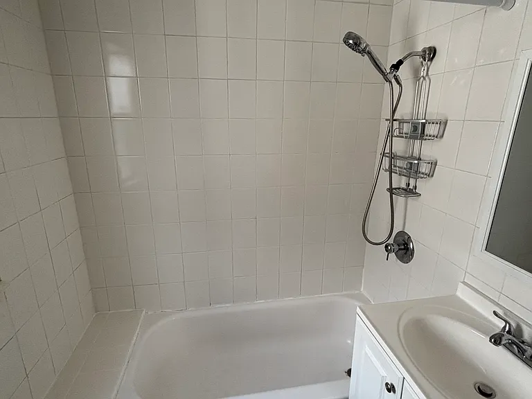 1634 Westminster St #8 — Photo 13