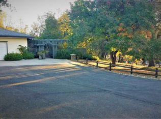 6801 Juniper Ln, Placerville, CA 95667