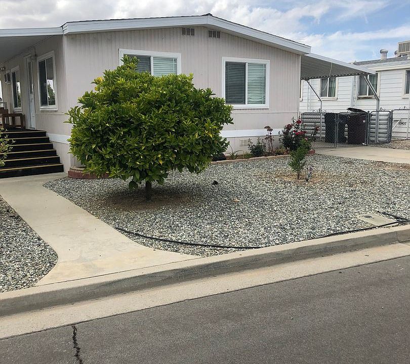 1st image of 26135 Ivory Palm Dr