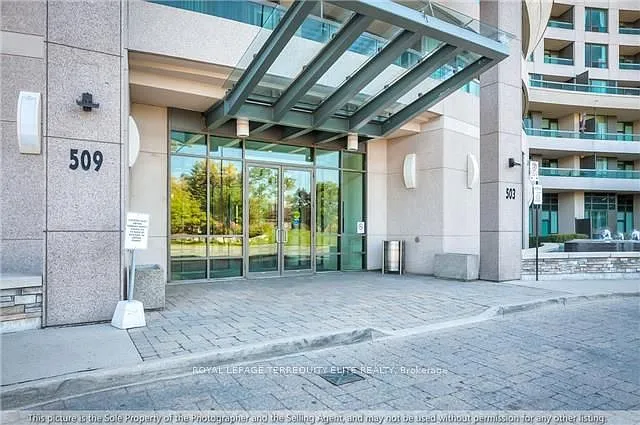3 bed, $2,900 — Photo 2