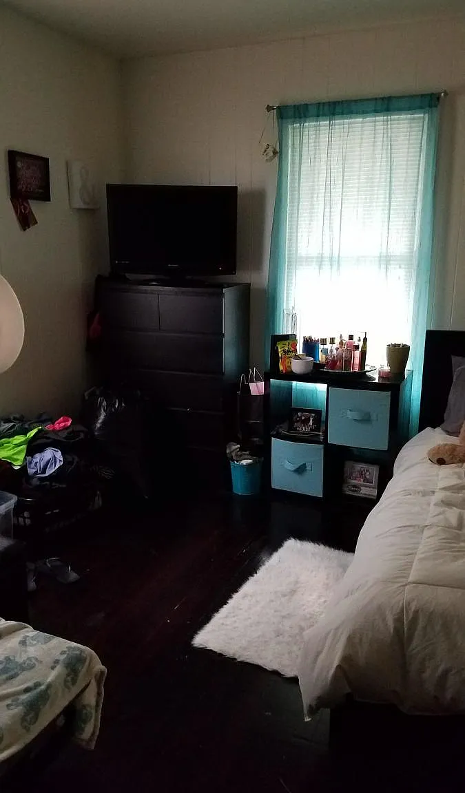 3 bed, 1000 sqft, $2,000 — Photo 4