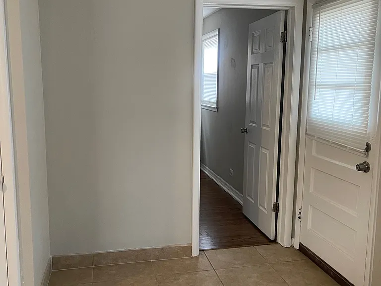 2316 W Arthur Ave #2 — Photo 52